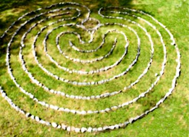 DESIGN AND CONSTRUCTION OF A HEALING LABYRINTH